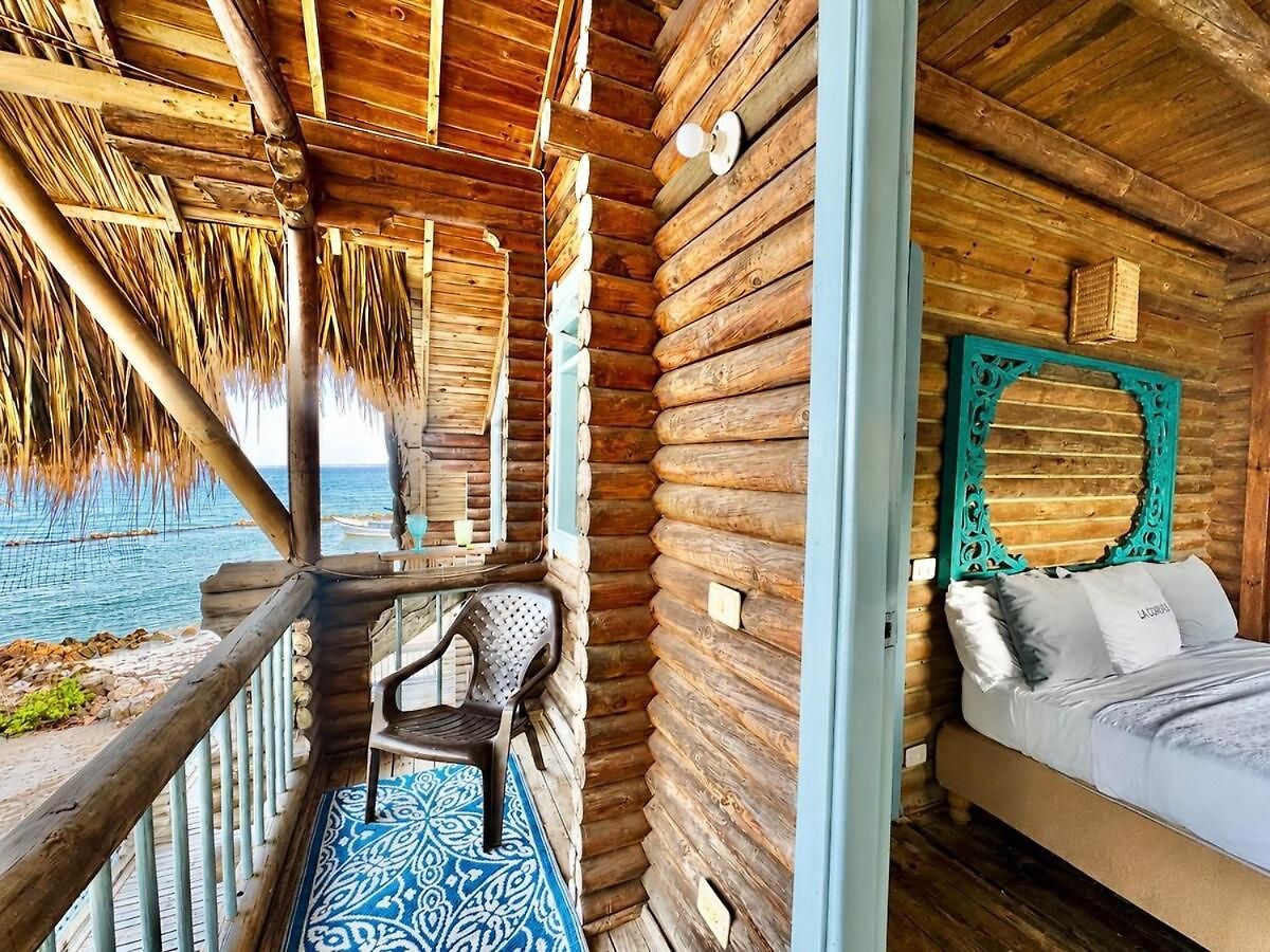 Isla Curiosa *